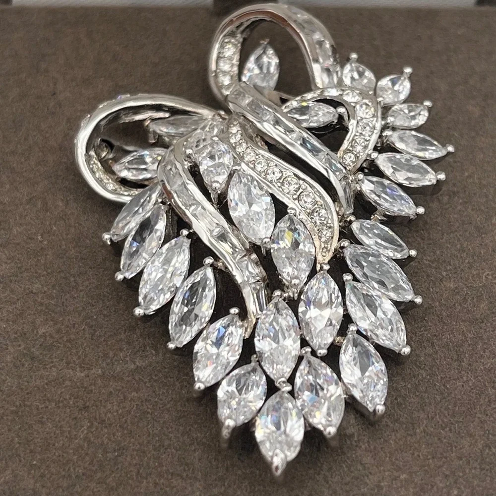 Nolan Miller Glamour Collection Silver Tone Marquise CZ Spray Brooch Pin Org box